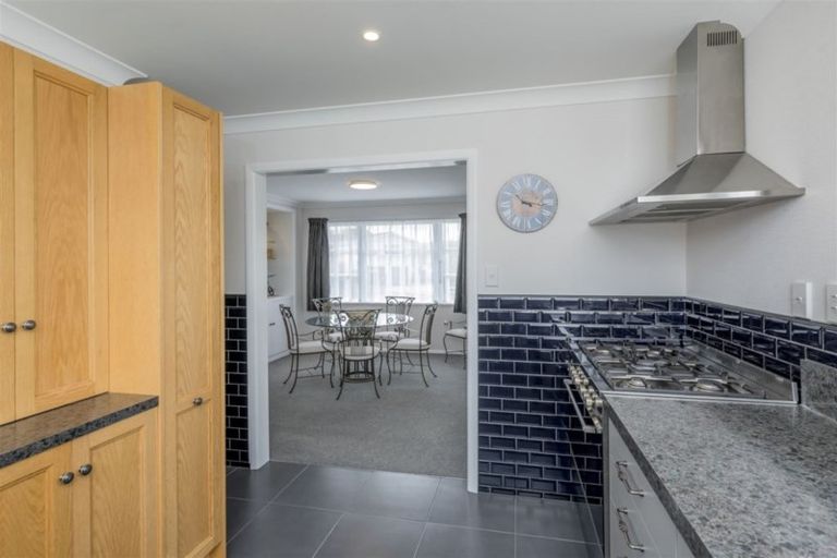 Photo of property in 169 Weraroa Road, Levin, 5510