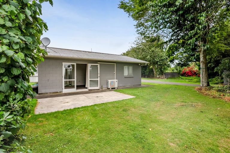Photo of property in 4 Douglas Street, Hawera, 4610