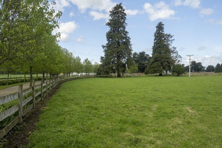 Photo of property in 23a Hupenui Road, Ahikouka, Greytown, 5794