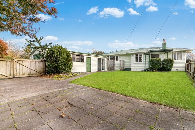 Photo of property in 1/15 Scott Road, Papakura, 2110