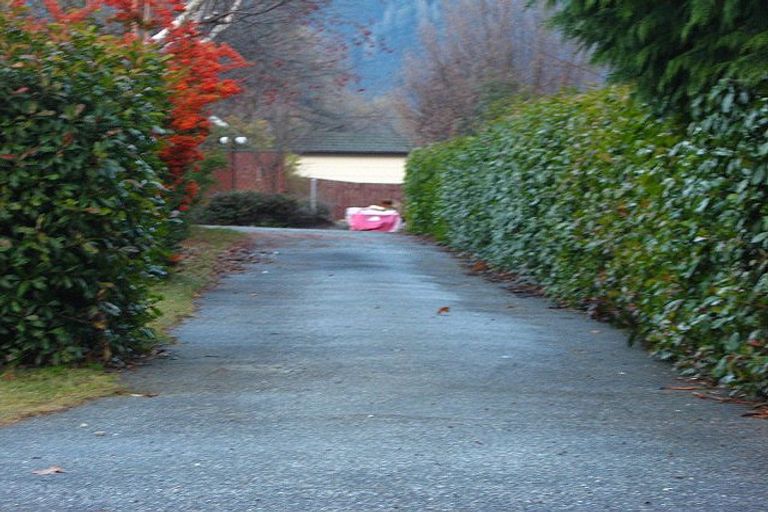 Photo of property in 11 Cornwall Street, Arrowtown, 9302