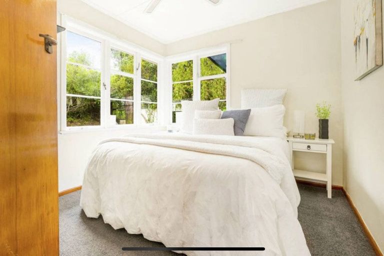 Photo of property in 17 Phillip Avenue, Glen Eden, Auckland, 0602