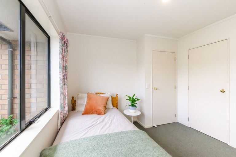 Photo of property in 37a Spackman Crescent, Paraparaumu, 5032