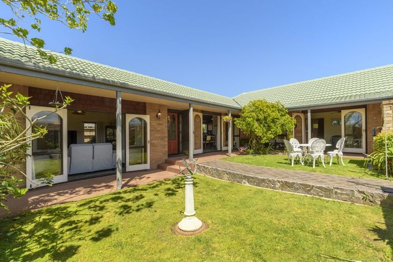 Photo of property in 18 Waratah Street, Matua, Tauranga, 3110