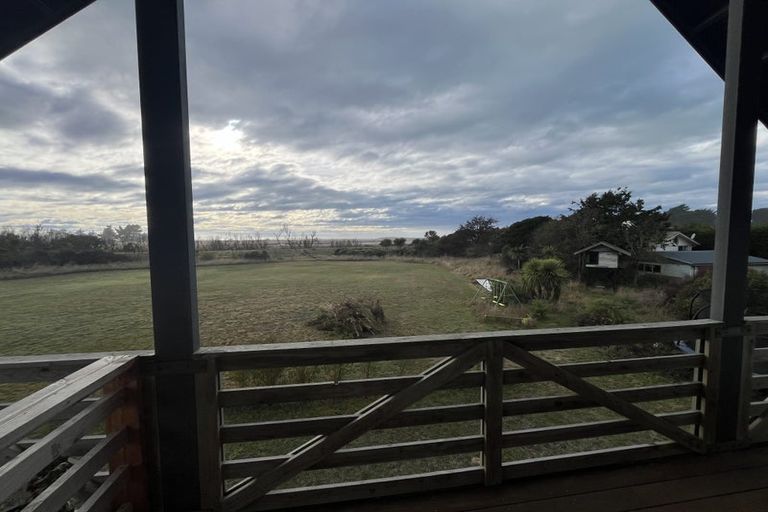 Photo of property in 21 Swindells Road, Waikuku Beach, 7473