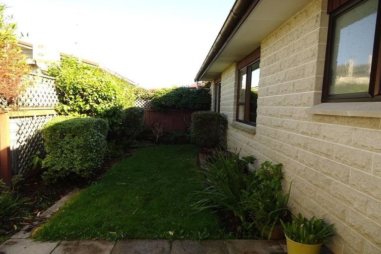 Photo of property in 2/504 Ellison Road, Hastings, 4122