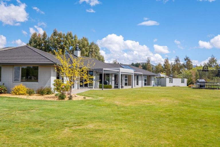 Photo of property in 658 Ballantyne Road, Wanaka, 9382
