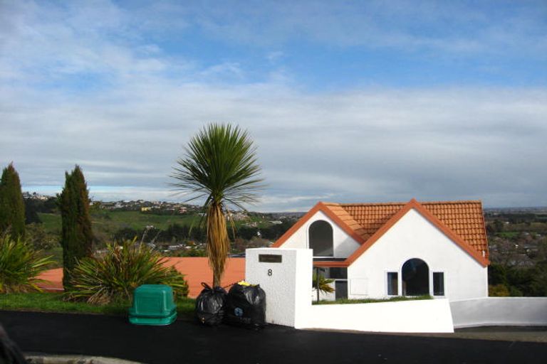 Photo of property in 8 Lucknow Place, Cashmere, Christchurch, 8022