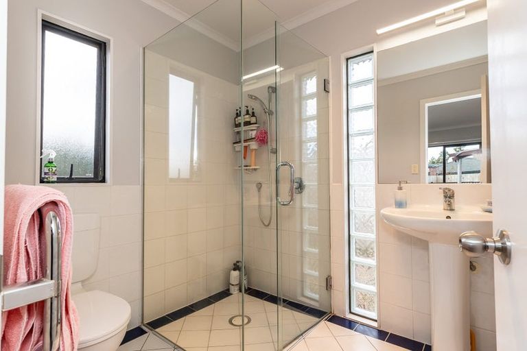 Photo of property in 50 Cairns Crescent, Rototuna, Hamilton, 3210