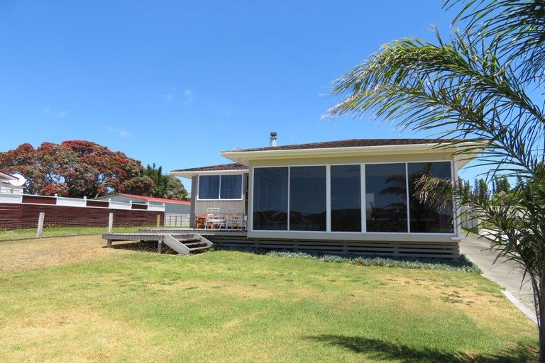 Photo of property in 38 Waterfront Road, Pukenui, 0484