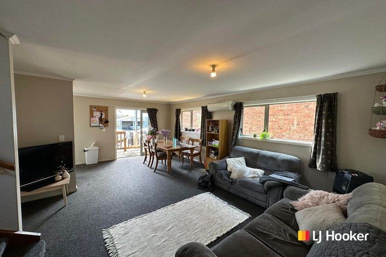 Photo of property in 35 Clyde Street, North Dunedin, Dunedin, 9016