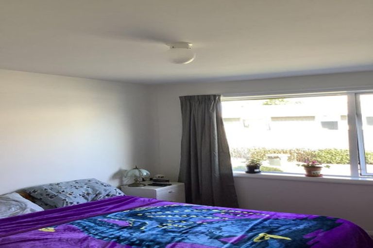 Photo of property in 2/451 Hereford Street, Linwood, Christchurch, 8011