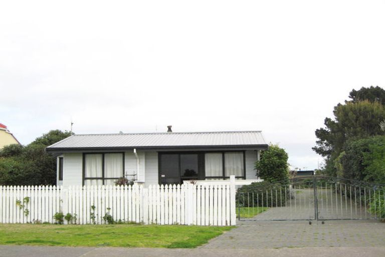 Photo of property in 132 Beach Road, Haumoana, 4102