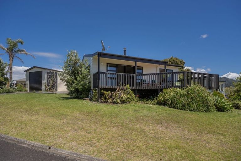 Photo of property in 1 Norfolk Place, Tairua, 3508