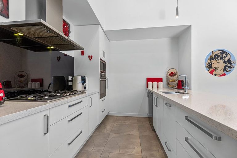 Photo of property in 79 Sandhurst Drive, Papamoa Beach, Papamoa, 3118