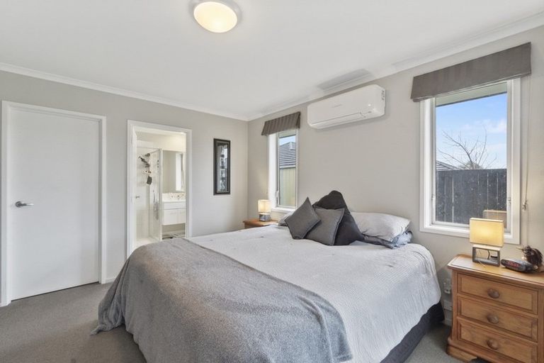 Photo of property in 9 Trauzer Place, Flagstaff, Hamilton, 3210