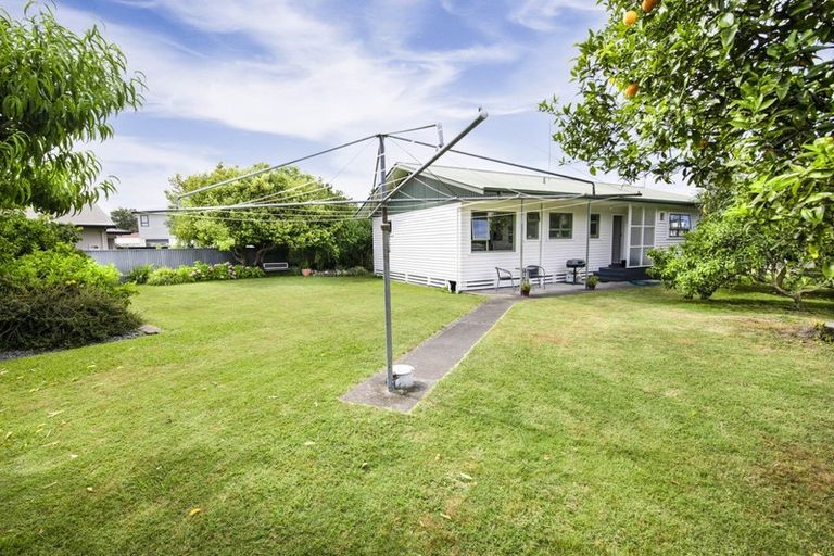 Photo of property in 3b Hinton Road, Taradale, Napier, 4112