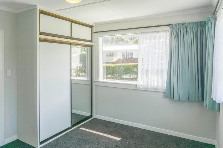 Photo of property in 3 Kaira Street, Sawyers Bay, Port Chalmers, 9023