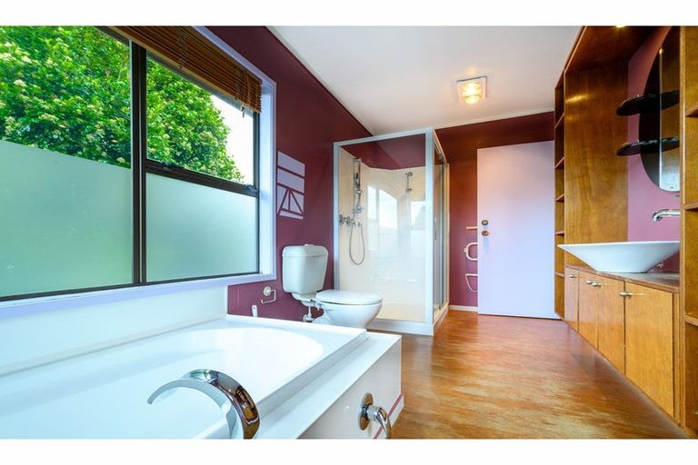 Photo of property in 7 Zita Maria Drive, Massey, Auckland, 0614