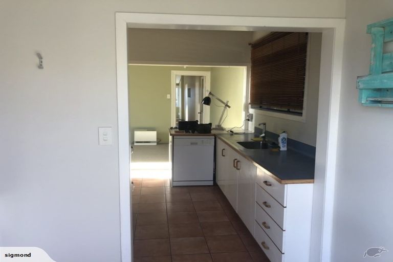 Photo of property in 407 Marine Parade, Napier South, Napier, 4110