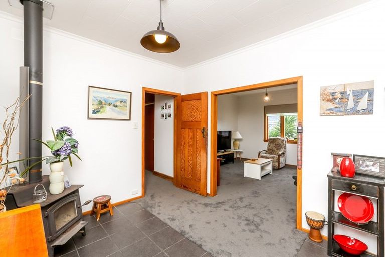 Photo of property in 46a Gaine Street, New Plymouth, 4310
