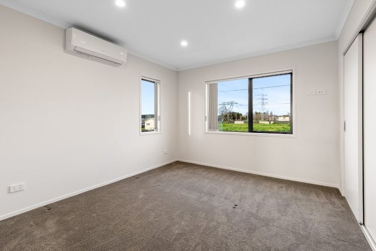 Photo of property in 250e Porchester Road, Takanini, 2112