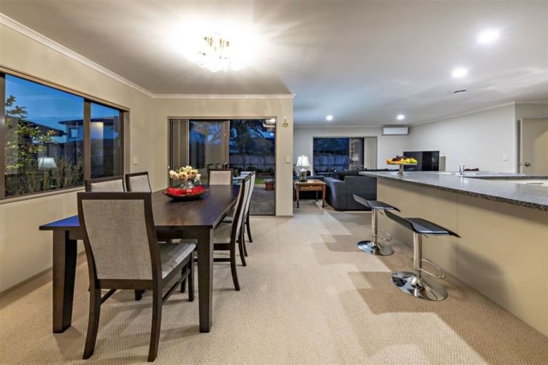 Photo of property in 27 Malahide Drive, Flat Bush, Auckland, 2019