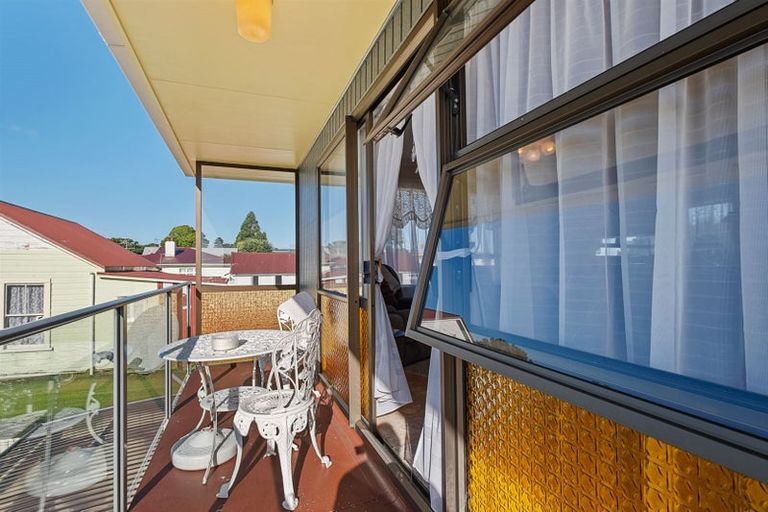 Photo of property in 1/6 Princess Street, Waitara, 4320