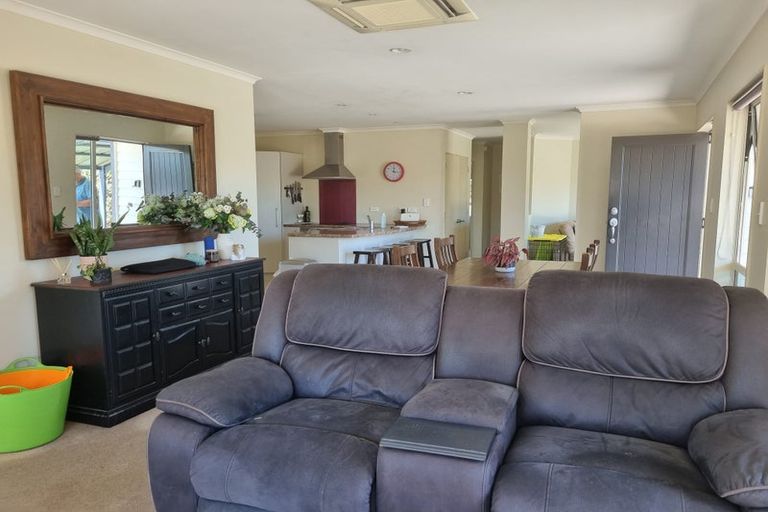 Photo of property in 8 Sackville Street, Martinborough, 5711