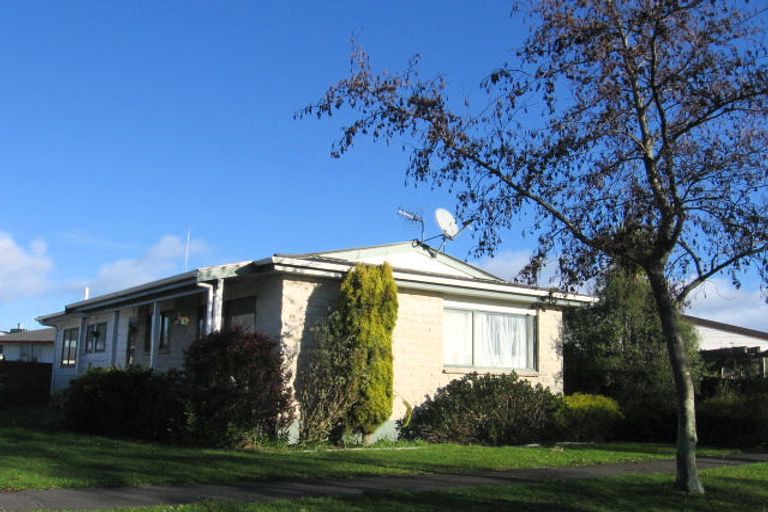 Photo of property in 6 Apollo Parade, Milson, Palmerston North, 4414