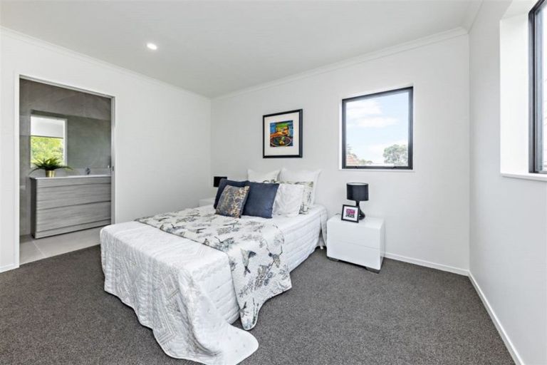 Photo of property in 1/17 Alfriston Road, Manurewa East, Auckland, 2102