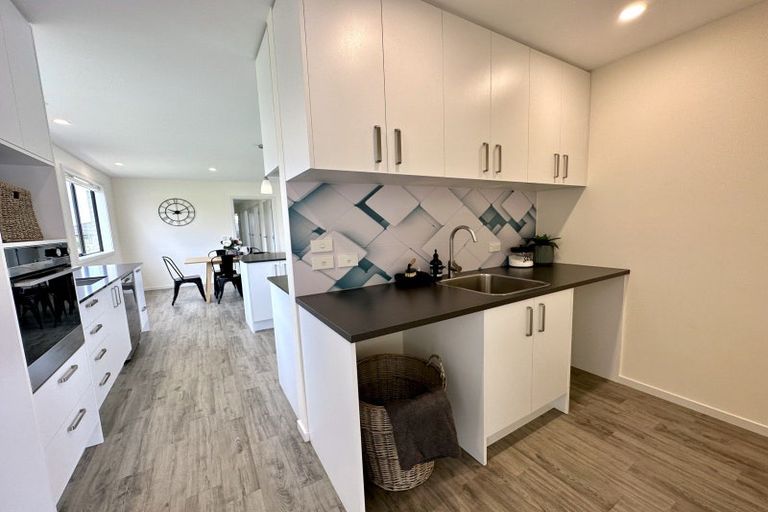 Photo of property in 8 Chatham Rise, Seaward Bush, Invercargill, 9812