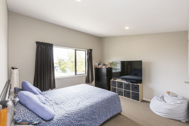 Photo of property in 333c Featherston Street, Palmerston North, 4414