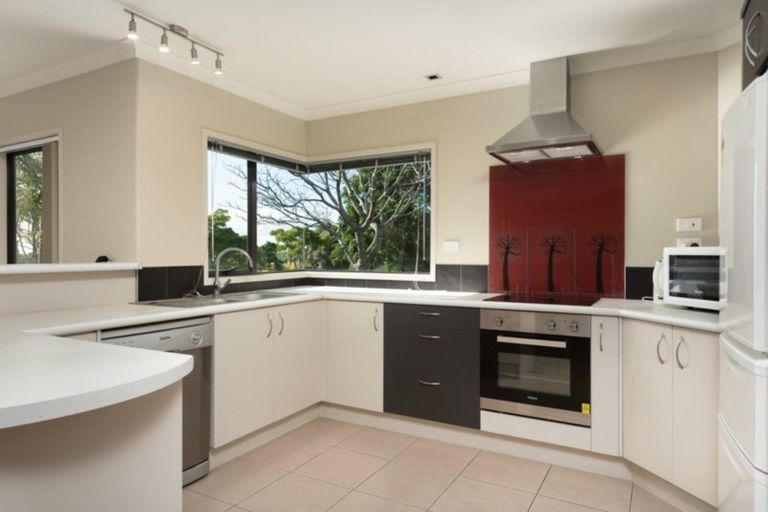 Photo of property in 6 Parnwell Place, Ohauiti, Tauranga, 3112