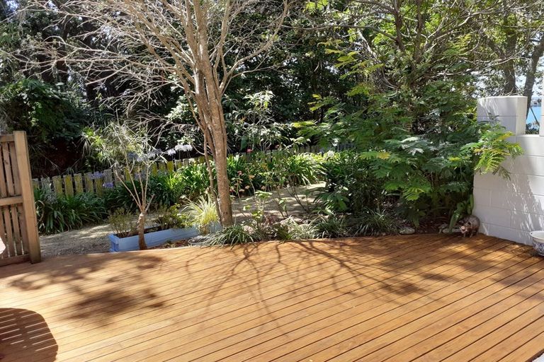 Photo of property in 20/73 Princes Street, Northcote Point, Auckland, 0627