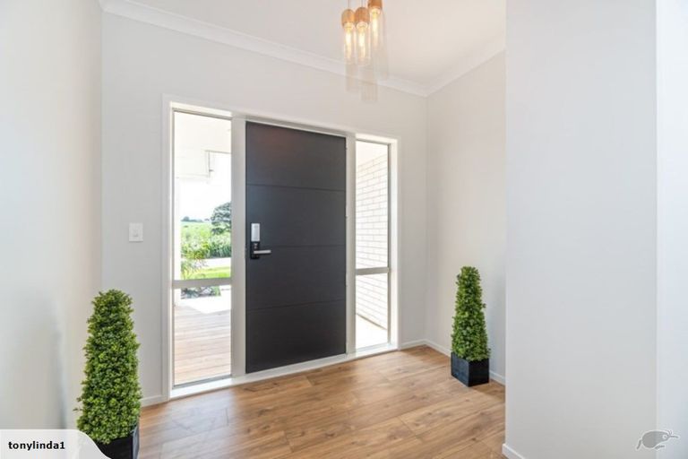 Photo of property in 45 Kahawairahi Drive, Beachlands, Auckland, 2018