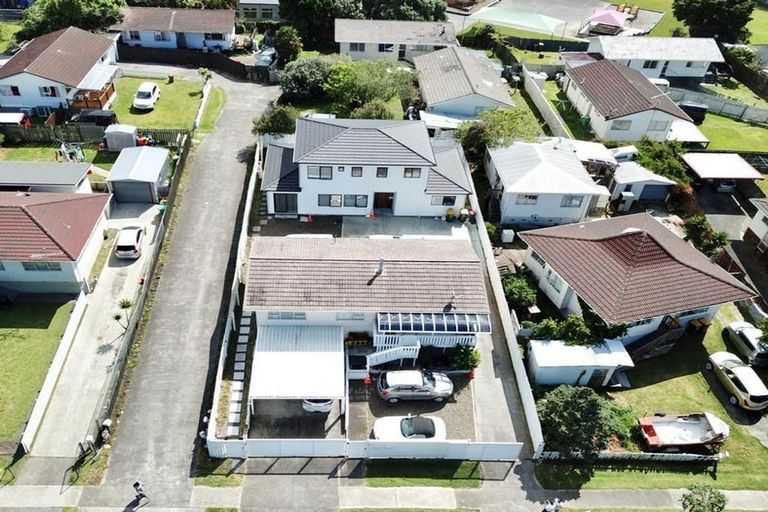 Photo of property in 21a Frobisher Way, Clendon Park, Auckland, 2103