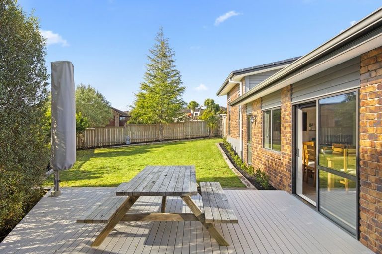 Photo of property in 28 Twomey Drive, Pukekohe, 2120