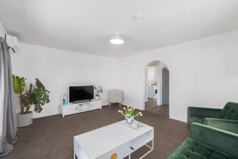 Photo of property in 1/12 Bonar Place, Woolston, Christchurch, 8062
