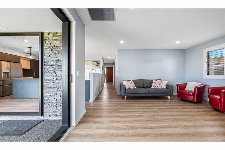 Photo of property in 61 Kaitorete Drive, Lincoln, 7608