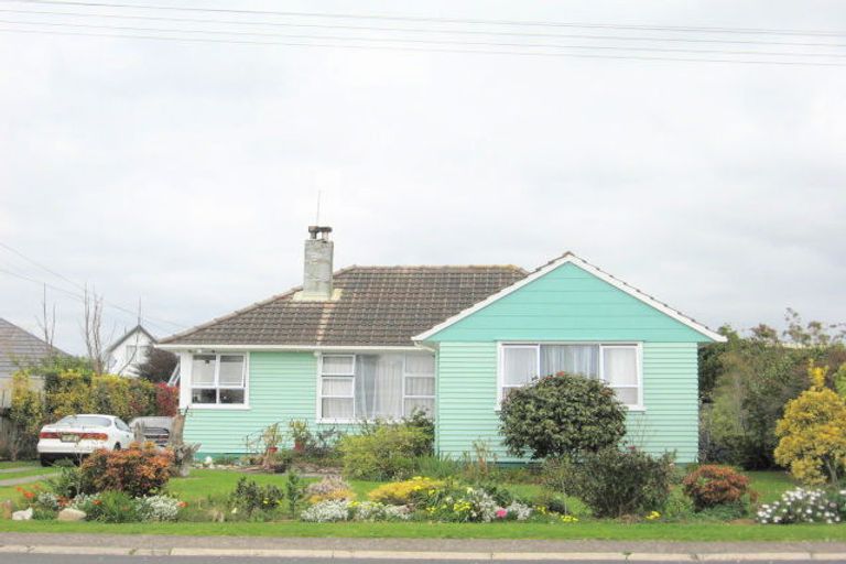 Photo of property in 14 Hannan Road, Whitianga, 3510