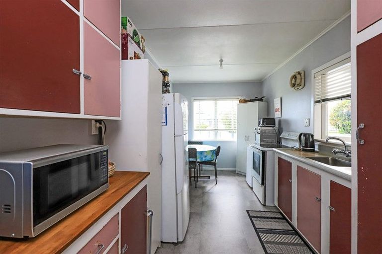 Photo of property in 20 Ngarimu Street, Havelock North, 4130