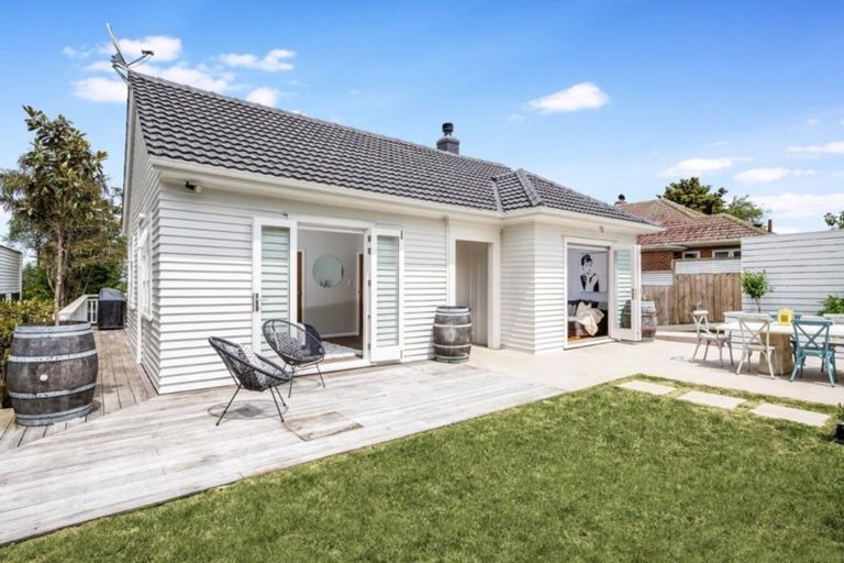 Photo of property in 126 Garnet Road, Westmere, Auckland, 1022