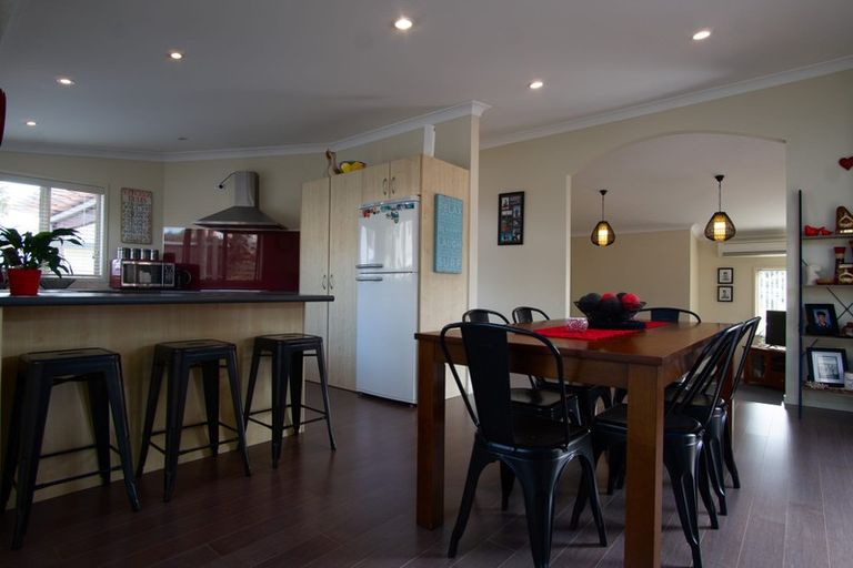 Photo of property in 5 Coralsea Way, Arkles Bay, Whangaparaoa, 0932