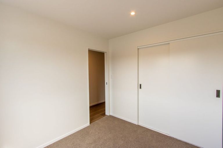 Photo of property in 7/4 Limestone Drive, Hobsonville, 0616