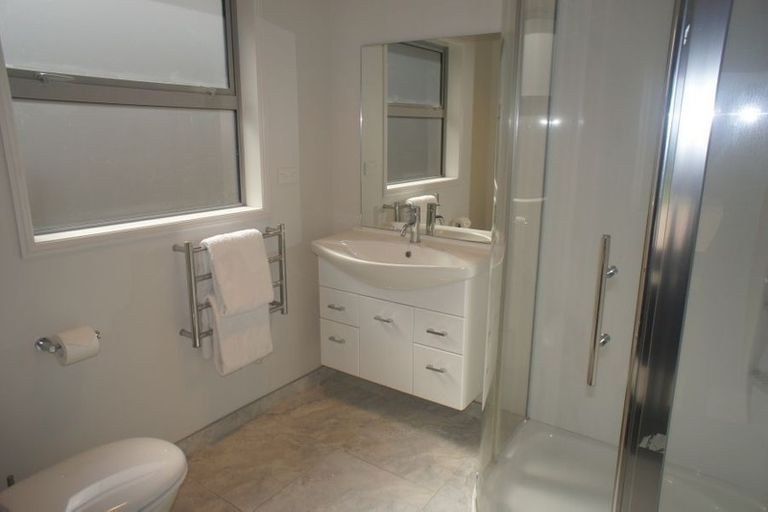 Photo of property in 15c Anderson Way, Highlands Park, New Plymouth, 4312