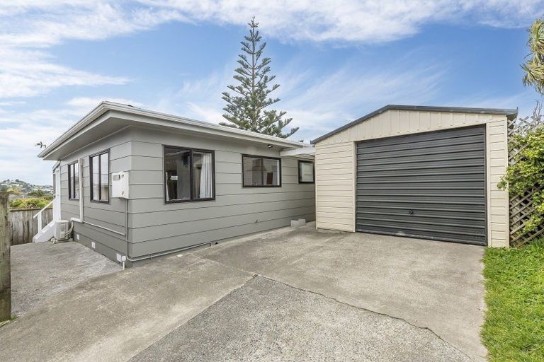Photo of property in 19a Stephen Street, Johnsonville, Wellington, 6037