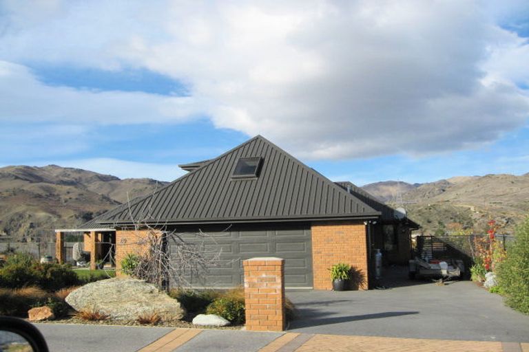 Photo of property in 20 Matthews Crescent, Cromwell, 9310