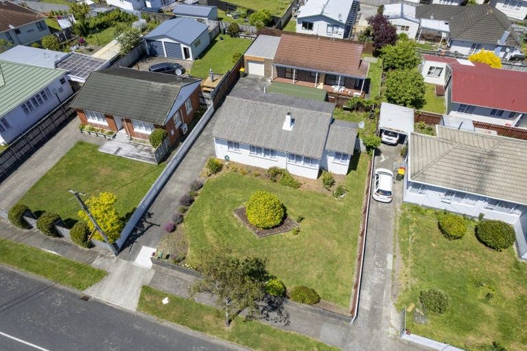 Photo of property in 15 Burcham Street, Taita, Lower Hutt, 5011