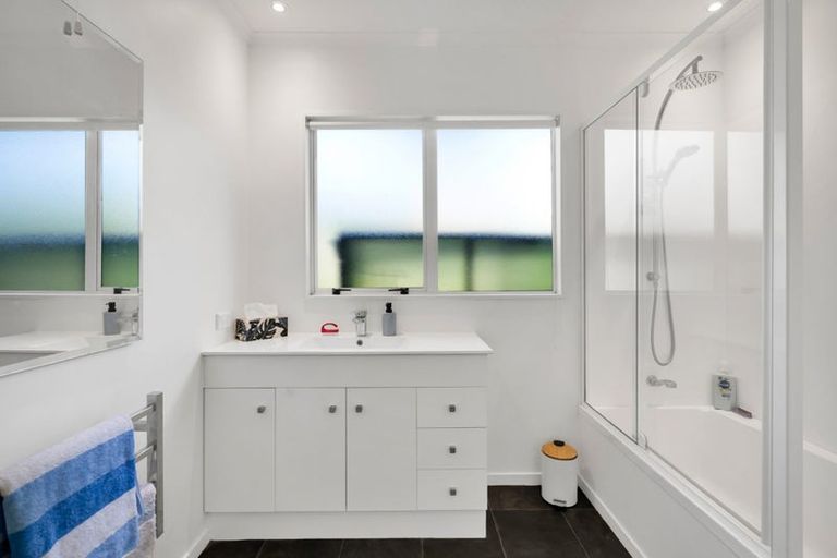 Photo of property in 45 Glamis Avenue, Bell Block, New Plymouth, 4312